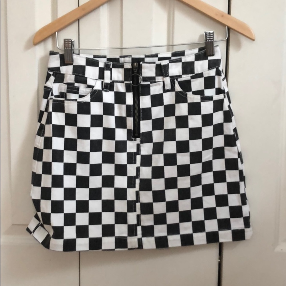 Checkered skirt never been worn